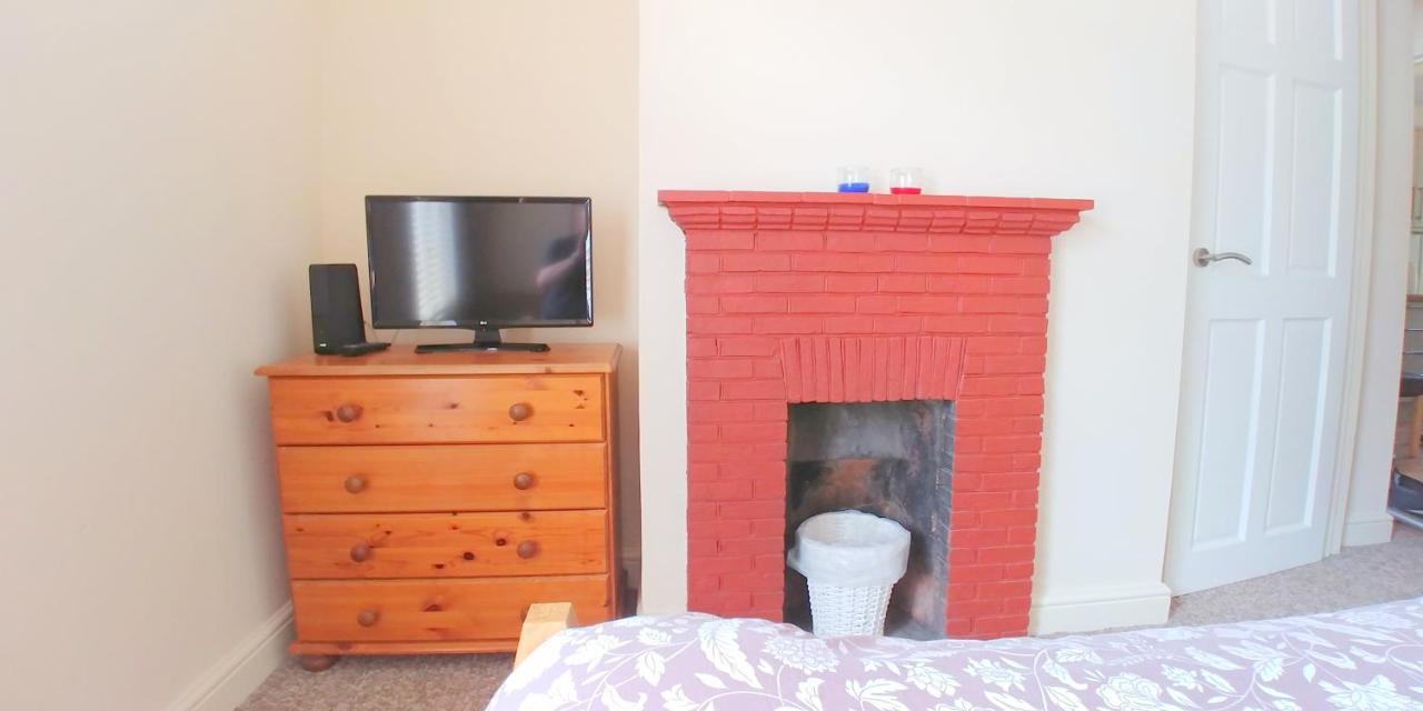 Bassett Flat With 2 Bedrooms And Superfast Wi-Fi Sittingbourne Exterior foto